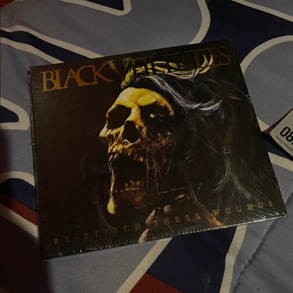 Black Veil Brides :: “Re-stitch These Wounds” CD